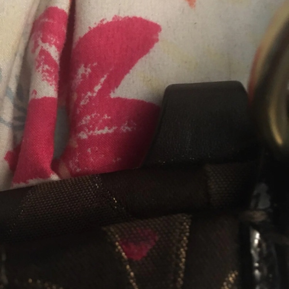 Coach Handbag - Picture 4 of 7